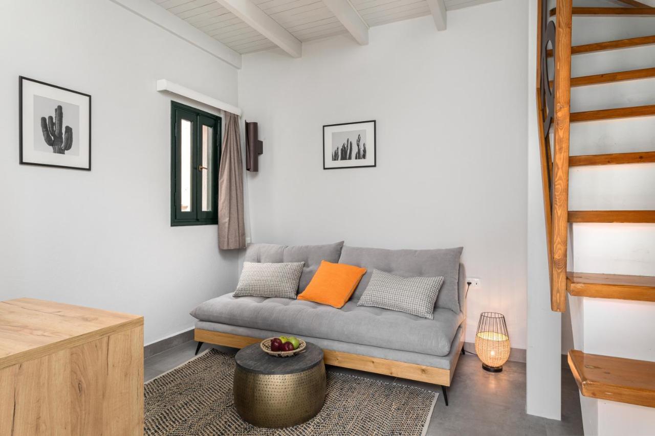 Kamares Sanctuaries Apartment คอลิมวาริออน ภายนอก รูปภาพ
